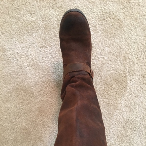 Like new Dolce Vita brown suede boots - Picture 6 of 6